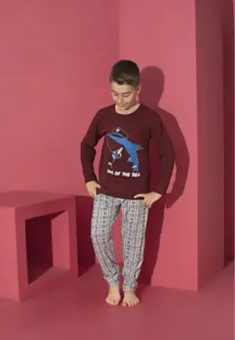 Pijama Băieți cu Mânecă Lungă și Pantaloni Lungi, Imprimeu King Of The Sea,Culoare Bordo,Engros