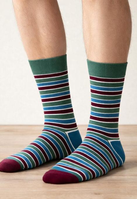 Șosete Bărbătești Organice Fără Cusătură, culoare verde cu dungi colorate ,Engros