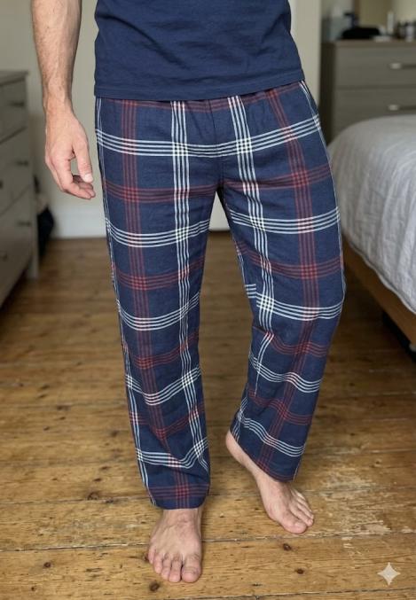 Pantaloni de Pijama Barbati ,Culoare Bleumarin cu Alb , Engros