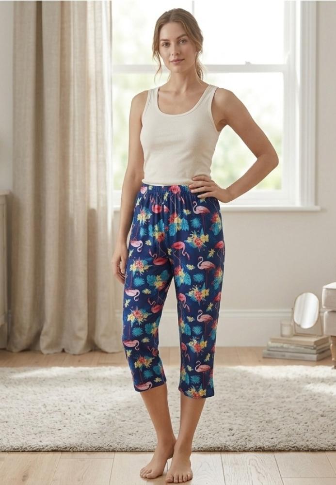 Pantaloni pijama 3/4 dama ,culoare albastru cu pasari colorate ,Engros