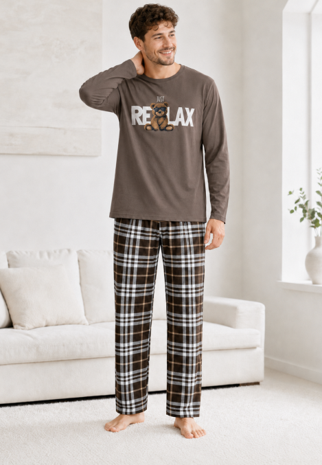Pijama barbati Serena cu maneca lunga si pantalon lung- Maro,Engros